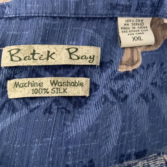 Batik Bay Silk Hawaiian Camp Shirt XXL Blue Floral Button Up Pocket Short Sleeve - Picture 6 of 6